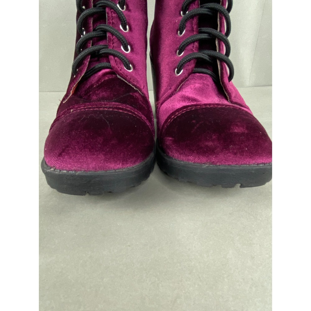 Twisted Womens Velvet Lace Up Chunky Heel Ankle Boots Size 9 Burgundy Berry Goth - Picture 7 of 13